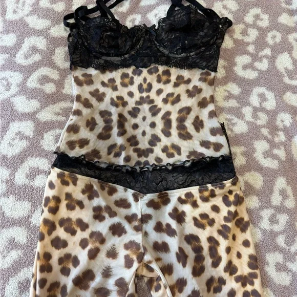 I.AM.GIA cheetah silo pant top and skirt bundle - Picture 2 of 5